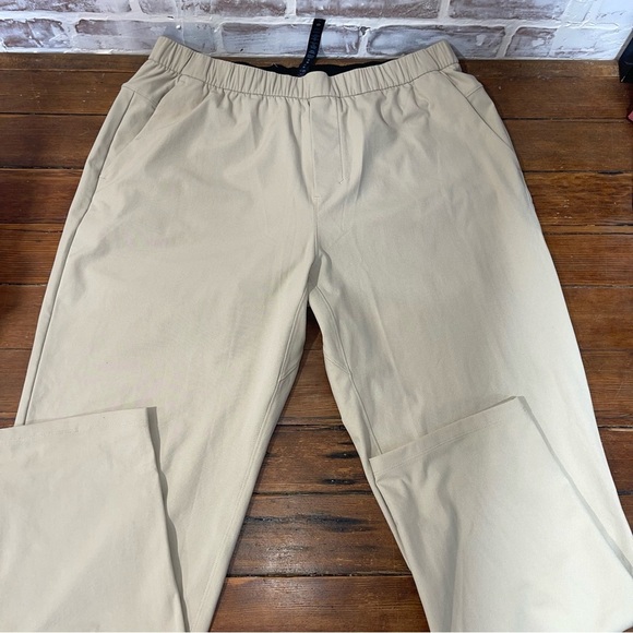 Lululemon Athletica Tan pants with Relaxed Fit XL - Picture 1 of 7